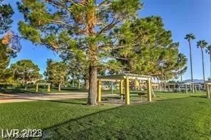 MLS: 2591572 Condo For Sale