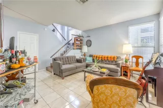 Photo #3: 2591581 Listing 
