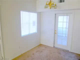 Photo #4: 2591590 Listing 