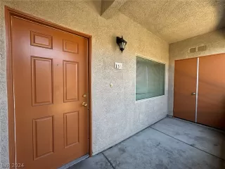 Photo #2: 2591616 Listing 