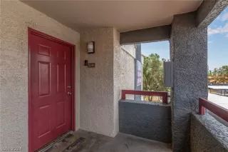 Photo #2: 2591636 Listing 