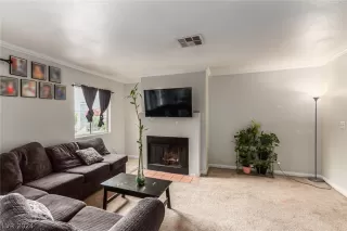 Photo #3: 2591636 Listing 