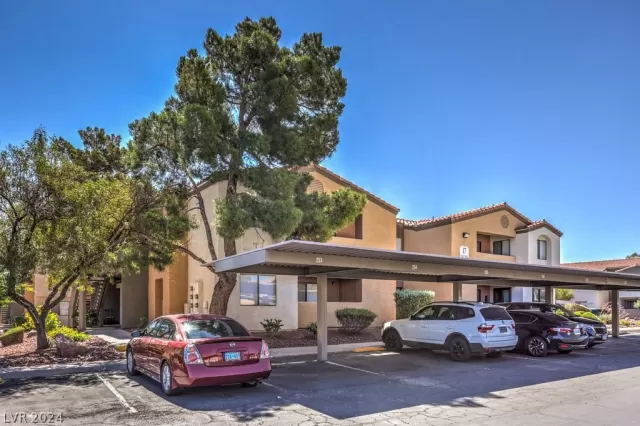 MLS: 2591642 Condo For Sale