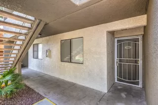 Photo #1: 2591642 Listing 