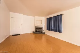 Photo #6: 2591643 Listing 