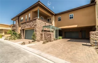 Photo #1: 2591650 Listing 