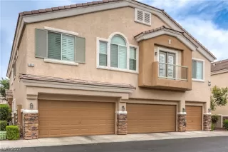 Photo #1: 2591655 Listing