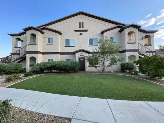 MLS: 2591675 Condo For Sale