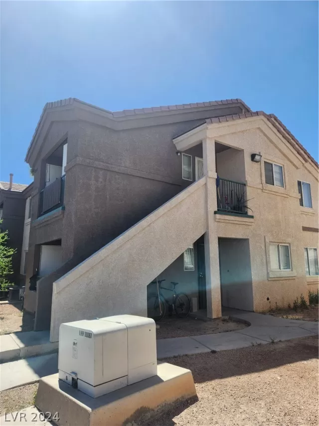 MLS: 2591682 Condo For Sale