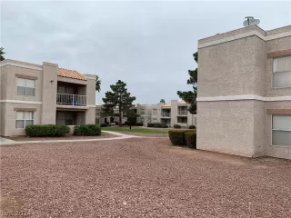 Photo #1: 2591685 Listing 