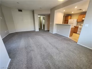 Photo #3: 2591701 Listing 