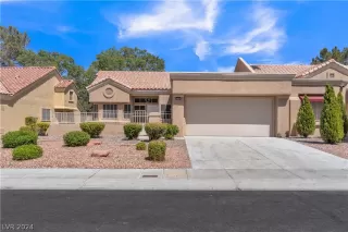 Photo #4: 2591712 Listing