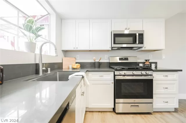 MLS: 2591715 Condo For Sale