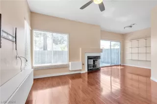 Photo #4: 2591721 Listing 