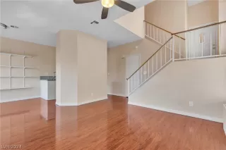 Photo #5: 2591721 Listing 