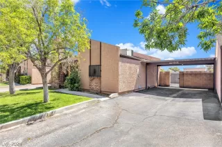 Photo #2: 2591743 Listing