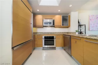 Photo #4: 2591789 Listing