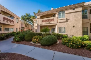 Photo #1: 2591806 Listing 