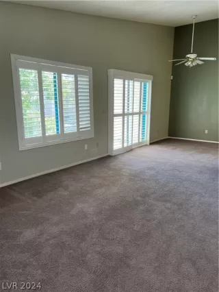 Photo #6: 2591835 Listing