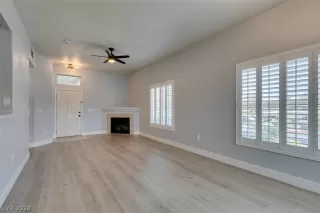 Photo #4: 2591919 Listing