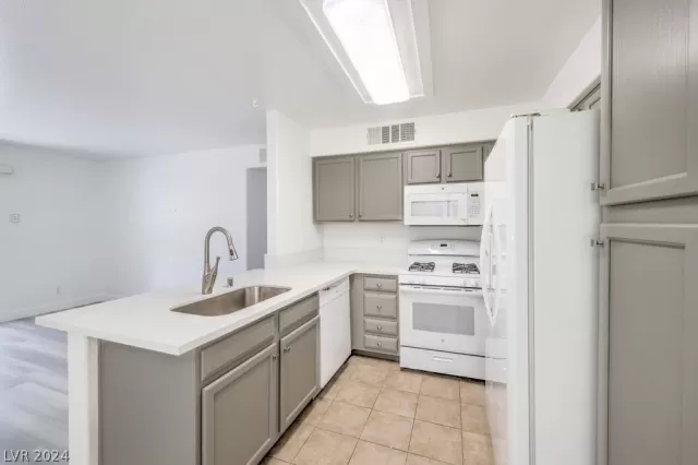 MLS: 2591933 Condo For Sale