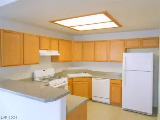 Photo #6: 2591940 Listing 