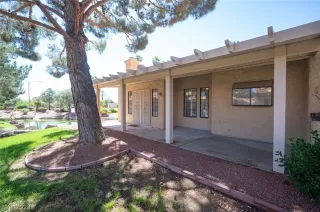 Photo #5: 2591947 Listing