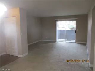 Photo #2: 2592035 Listing 