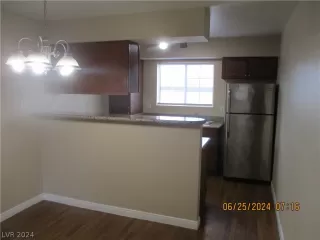 Photo #6: 2592035 Listing 