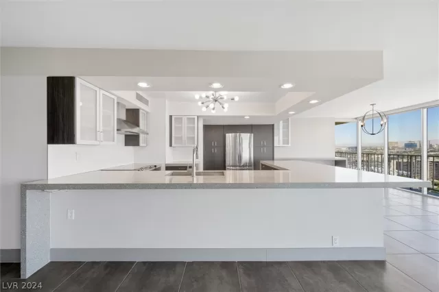 MLS: 2592045 Condo For Sale