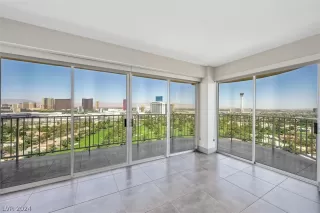 Photo #1: 2592045 Listing 