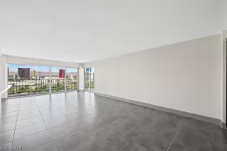 Photo #2: 2592045 Listing 