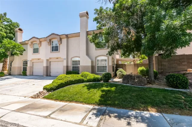 MLS: 2592107 Condo For Sale