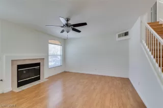 Photo #2: 2592107 Listing 