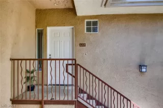 Photo #4: 2592130 Listing 