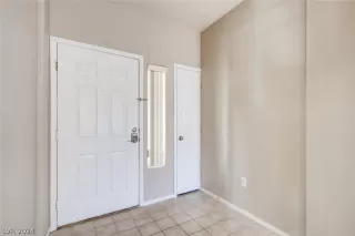 Photo #5: 2592130 Listing 