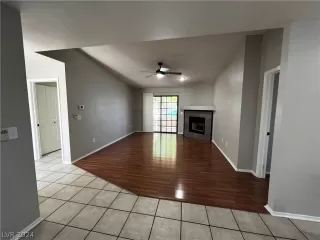 Photo #2: 2592147 Listing 