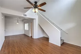 Photo #5: 2592211 Listing