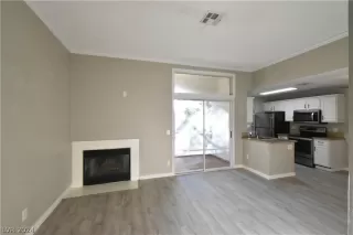 Photo #5: 2592248 Listing