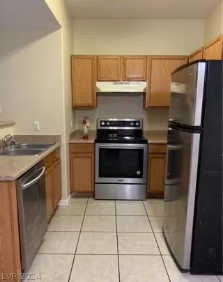 Photo #6: 2592260 Listing 