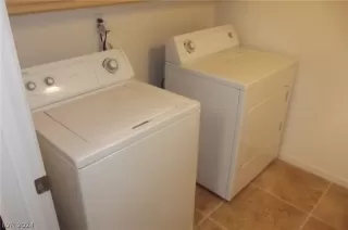 Photo #4: 2592262 Listing 