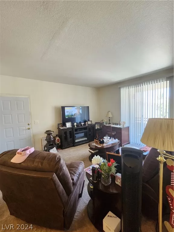 MLS: 2592272 Condo For Sale