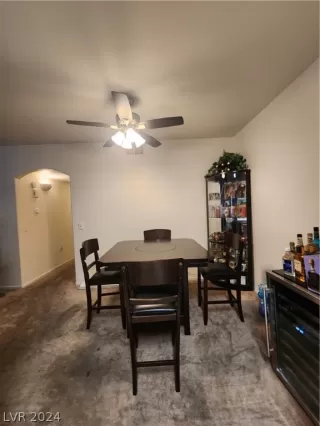 Photo #5: 2592272 Listing