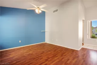 Photo #2: 2592282 Listing 