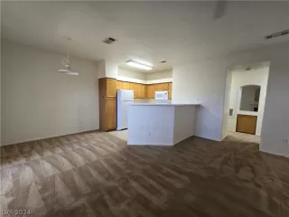 Photo #4: 2592299 Listing 