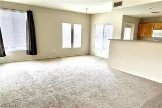 Photo #3: 2592311 Listing