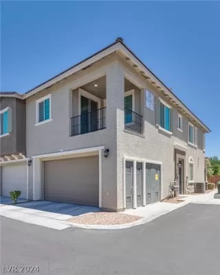 Photo #2: 2592333 Listing 