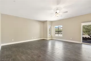 Photo #2: 2592336 Listing 