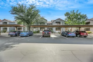 Photo #1: 2592340 Listing 