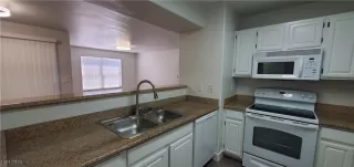 Photo #4: 2592377 Listing 